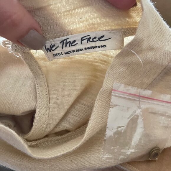 Free People Womens NWOT Tan Wheat Hooked On You Turtleneck Embroidered Top Small - Picture 3 of 11